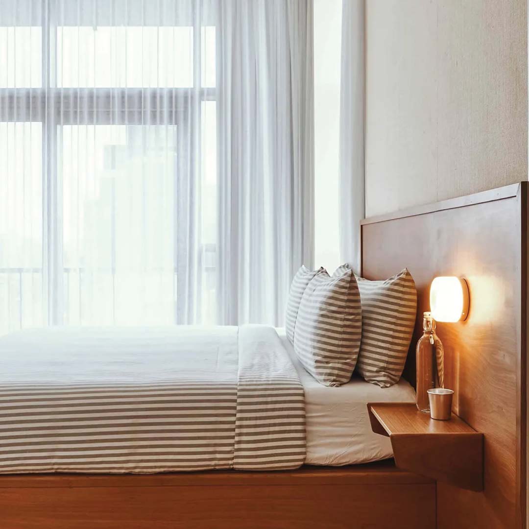 Compact Wall Lamp - DimpleGlow-Amber-Nora Luxe