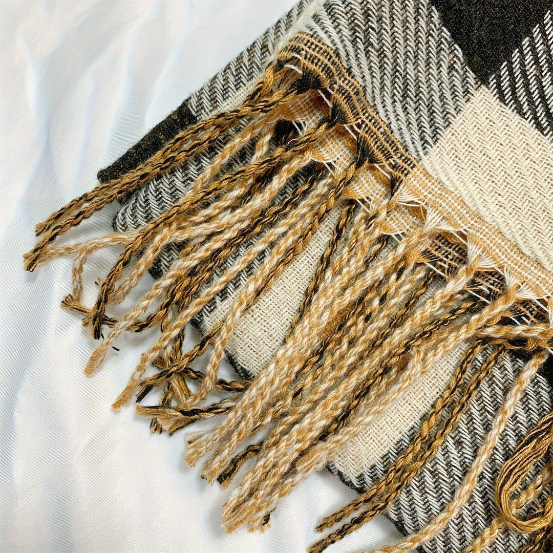 Checkered women's scarf made of polyester for autumn & winter – Aurelie