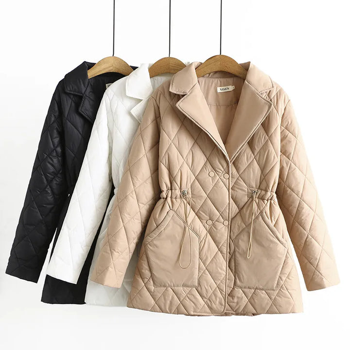 Damen Steppjacke beige, schwarz, weiß, Wintermantel, warm, modisch, elegant, Outdoor-Bekleidung.
