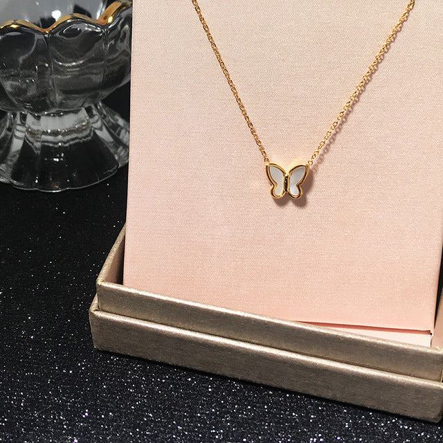 Elegant Heart Drop Necklace | Fashion Peach Heart Pendant-Butterfly Necklace Gold-Nora Luxe
