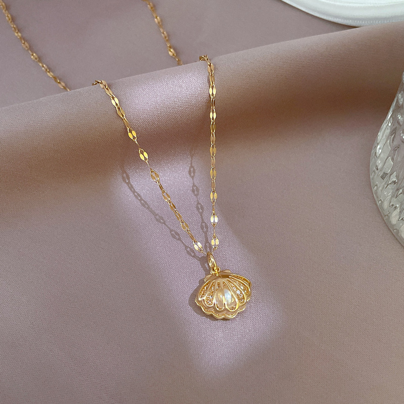 Elegant Shell Pearl Necklace-Nora Luxe