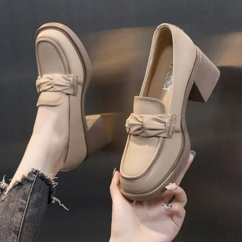 Elegant women's shoes with square heel – Seraphina-Beige-3-Nora Luxe