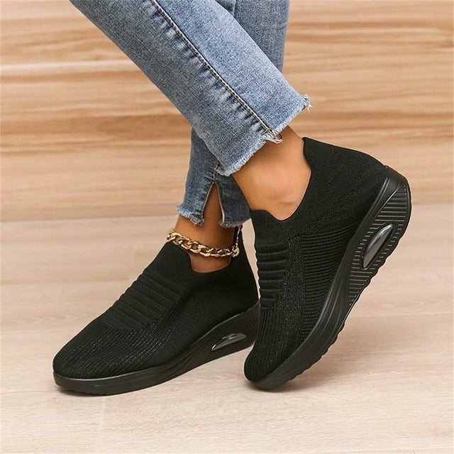 Ergonomic mesh sneakers with air cushioning for women – Alina-Black-3.5-Nora Luxe