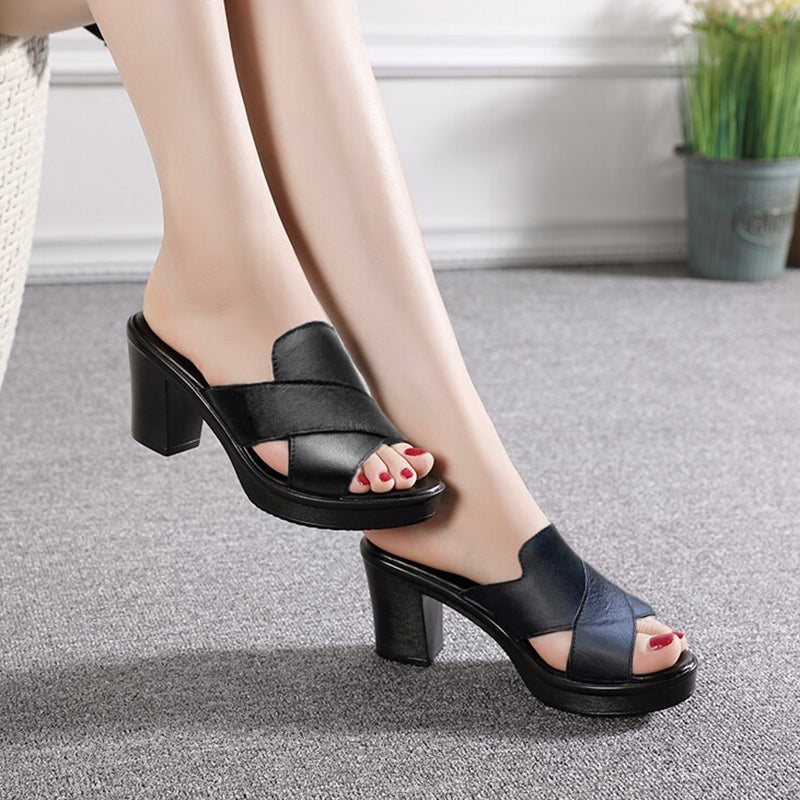 Fashionable platform sandals with block heel – Valeria-Black-3-Nora Luxe