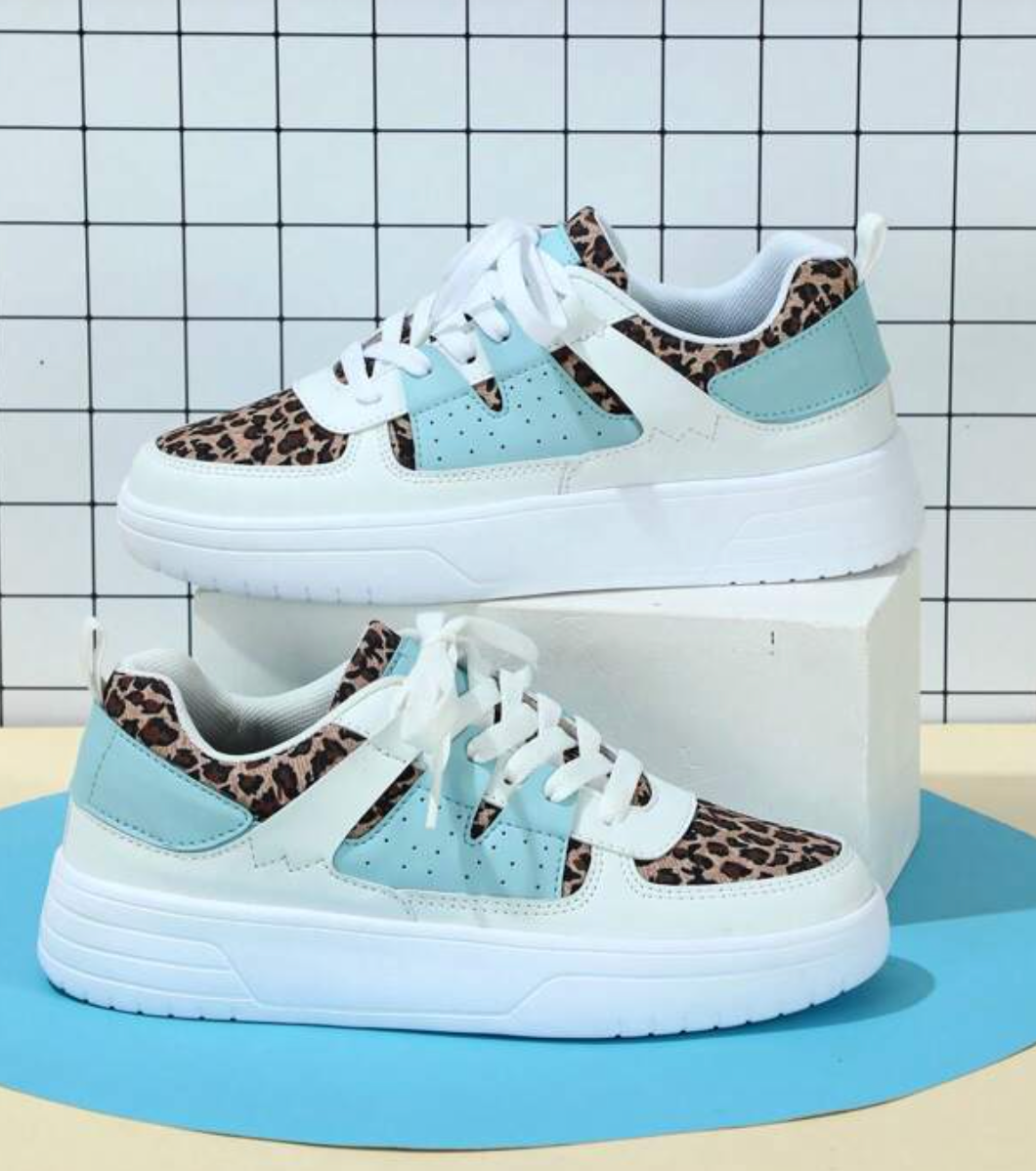 Fashionable Women's Sneakers - Naya-Rainbow-2.5-Nora Luxe