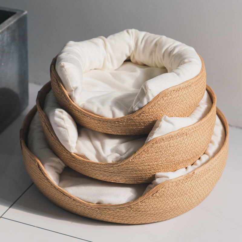 Handmade Comfortable Bed for Cats - LuxeSnooze-Man-S-Nora Luxe