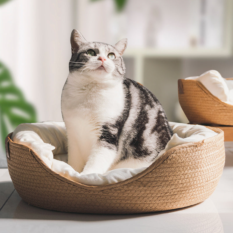 Handmade Comfortable Bed for Cats - LuxeSnooze-Man-S-Nora Luxe