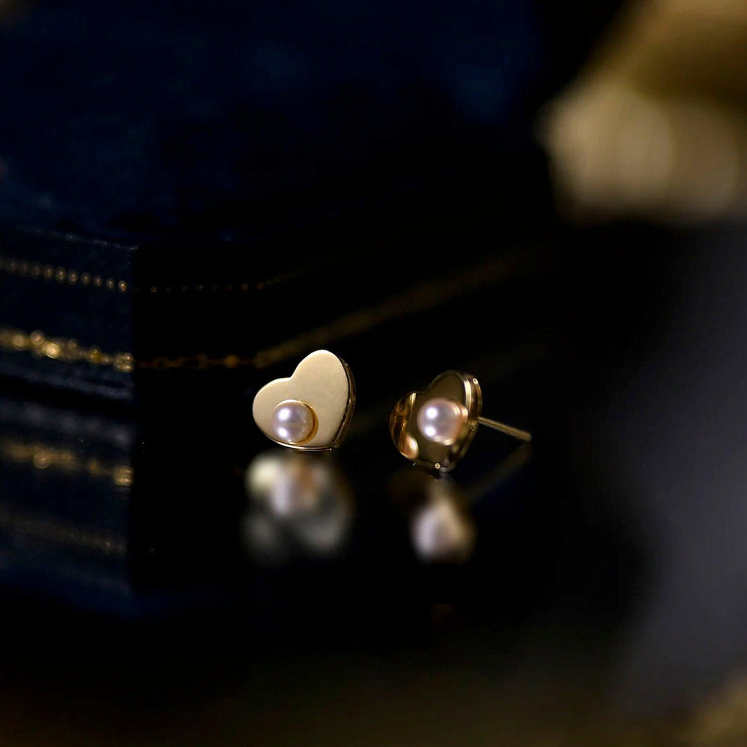 Heart Pearl Studs - Amelie-Nora Luxe
