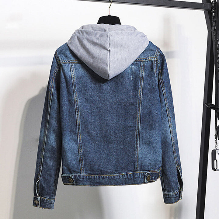 Damen Jeansjacke mit grauer Kapuze, blau, lässig, modisch, Denim, Herbstmode, Streetwear.