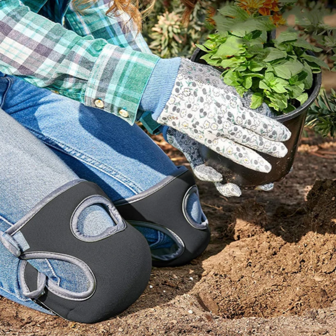 Knee pads for Gardening - GardenGuard-Green-Nora Luxe