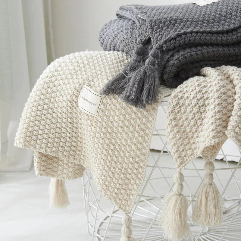 Knitted Wool Blanket with Tassels - NordicCozy-Deep Green-43.31 × 59.06 in-Nora Luxe