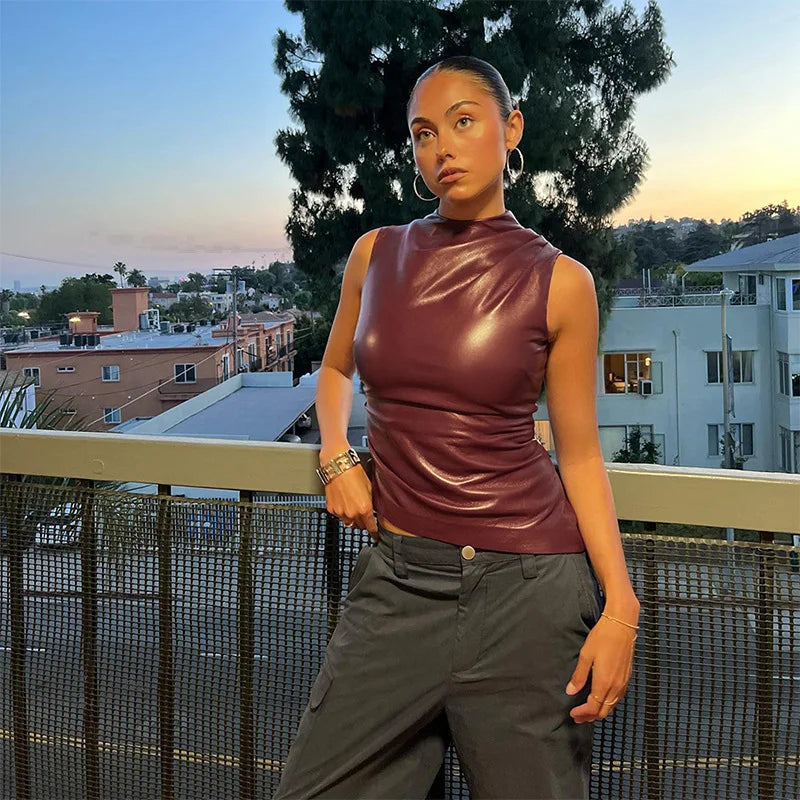Ladies' sleeveless leather top in burgundy with a fitted silhouette – Nila-Bordeaux red-XS-Nora Luxe