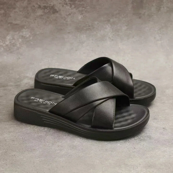 Ladies' wedge slippers made of leatherette with an open toe – Cassy-Black-3.5-The Livary