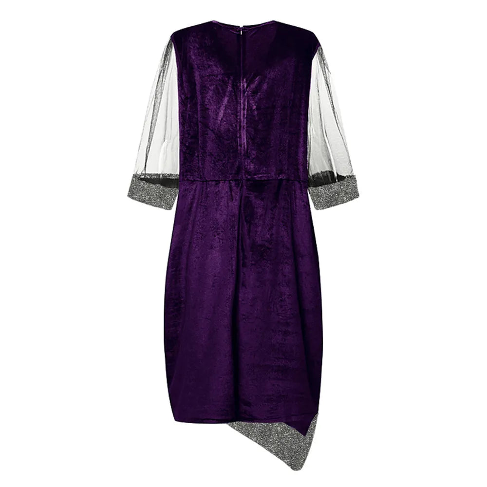 Lila Samtkleid mit transparenten Ärmeln und Glitzerdetails, elegantes Abendkleid Damenmode.