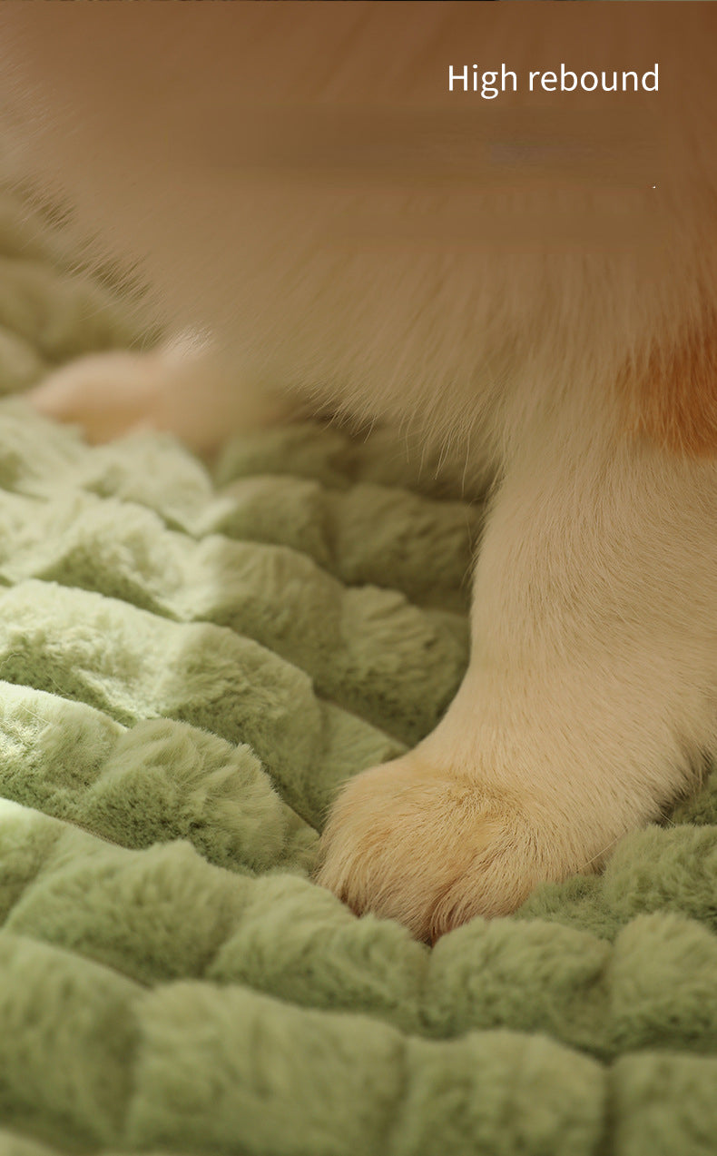 LUXE WINTER DOG MAT - WARM FLEECE SOFA FOR SMALL AND MEDIUM DOGS-Chocolate-Nora Luxe