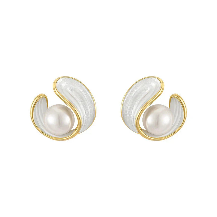 Luxury Gold Earrings with White Opals and Pearls - Saphira-Nora Luxe