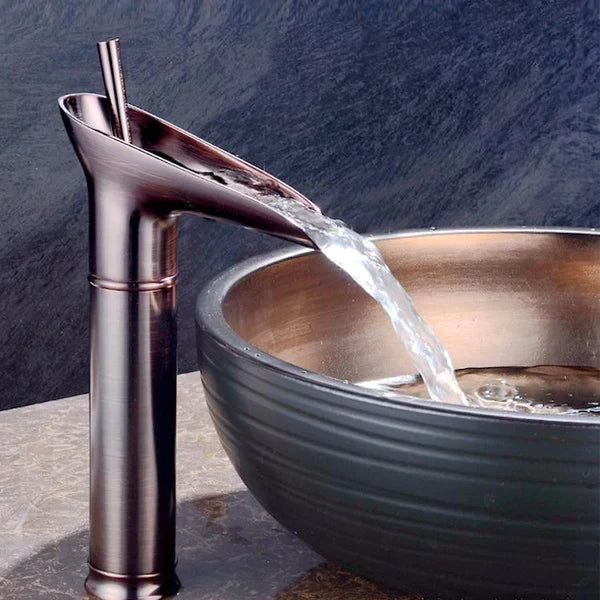 Luxury Waterfall Basin Tap - CascadeFlow-Antique Short-Nora Luxe