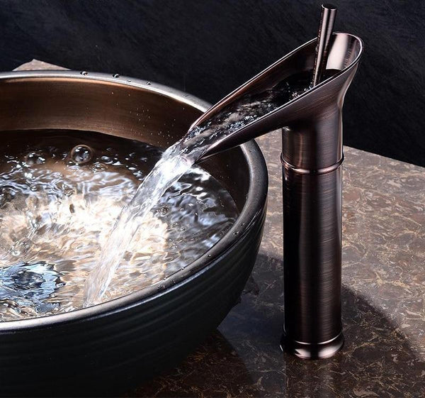Luxury Waterfall Basin Tap - CascadeFlow-Antique Short-Nora Luxe