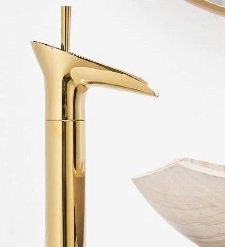 Luxury Waterfall Basin Tap - CascadeFlow-Antique Short-Nora Luxe