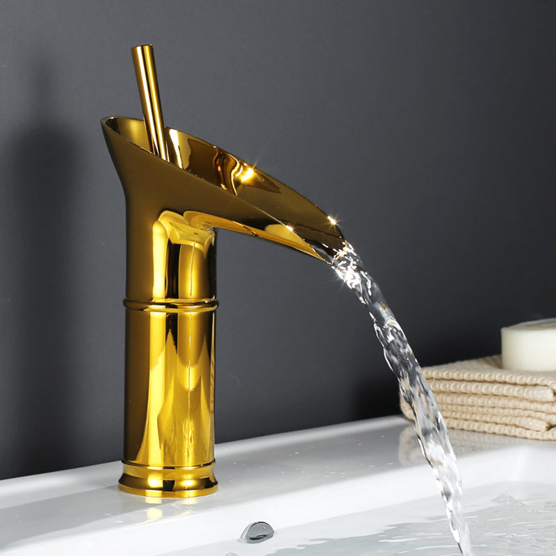 Luxury Waterfall Basin Tap - CascadeFlow-Antique Short-Nora Luxe