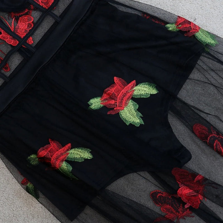 Maxi dress with floral embroidery and spaghetti straps – Rosalie-S-Nora Luxe