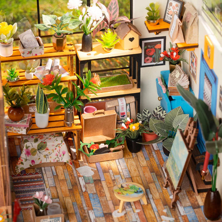 Miniature DIY Garden Shed Construction Kit – BloomHaus-Nora Luxe