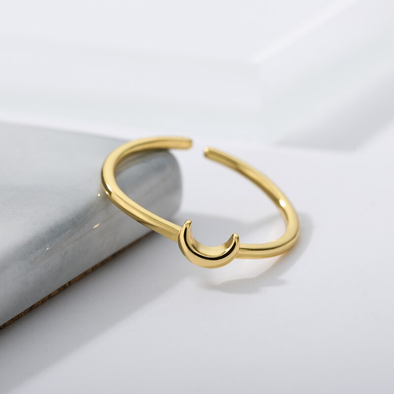 Minimalist Crescent Ring - Nova-Gold-Nora Luxe