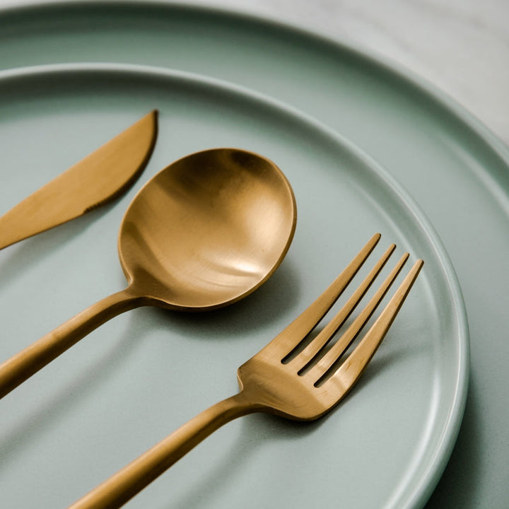 Minimalistic Cutlery for Modern Tables - PureSet-Matte Gold-Set for 4 people (20 pieces)-Nora Luxe
