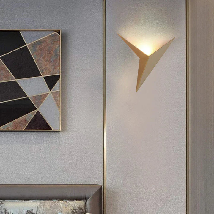 Modern Triangular Wall Lamp - TrigoLux-White-Warm Wit-Nora Luxe