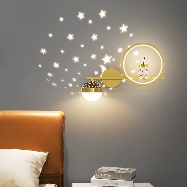 Modern Wall Lamp for Children's Rooms - TinyGlow-Gold links-Three colors-Nora Luxe