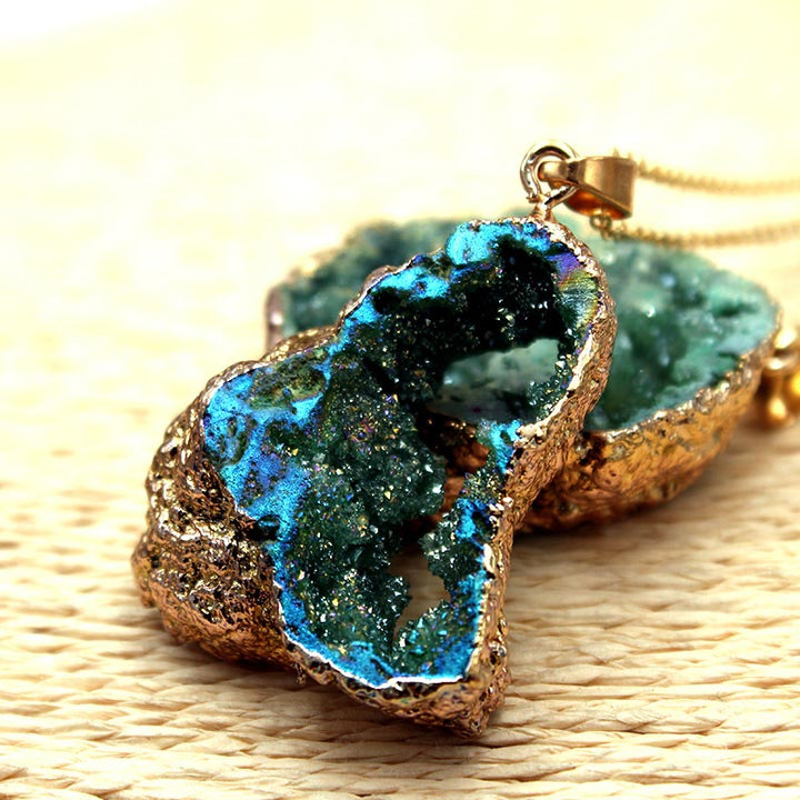 Natural Crystal Geode Pendant - Gaia-Malachite-Nora Luxe