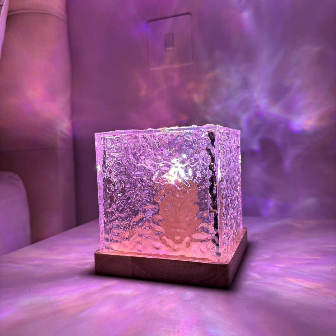 Noorderlicht Prisma Lamp - Borealis Cube-Medium-Nora Luxe