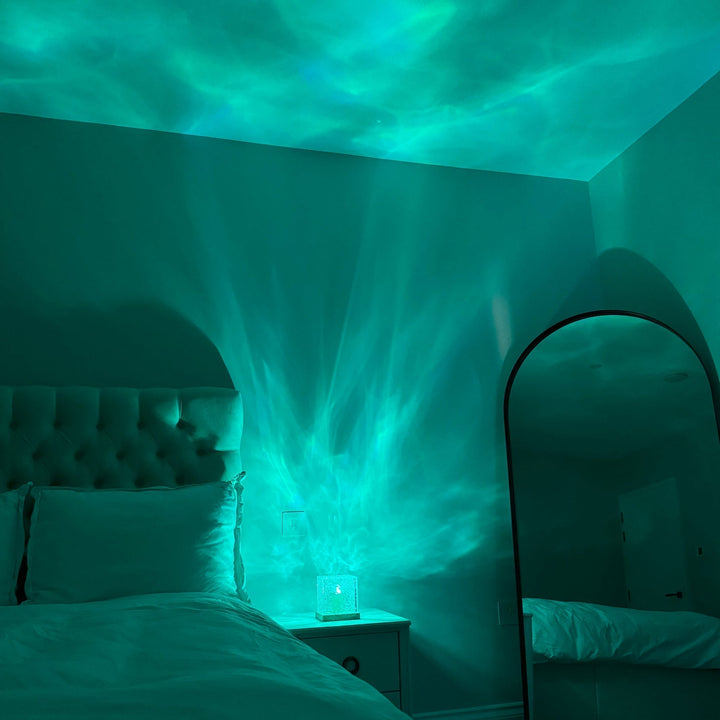 Noorderlicht Prisma Lamp - Borealis Cube-Medium-Nora Luxe