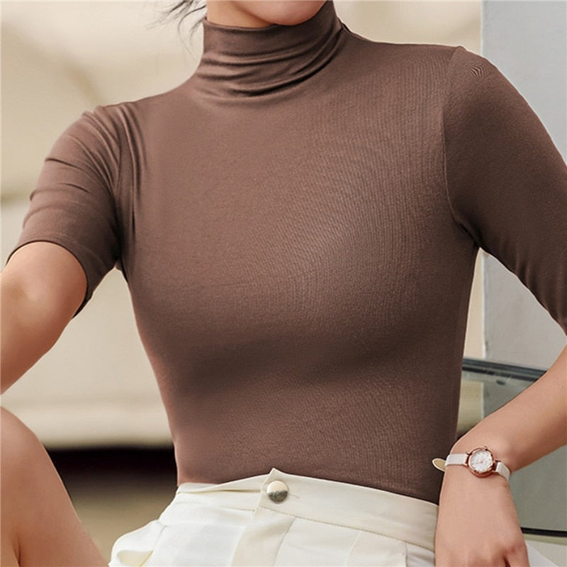 Seamless & Soft Women's Turtleneck Top with Form-Fitting Cut – Arina Fall Collection