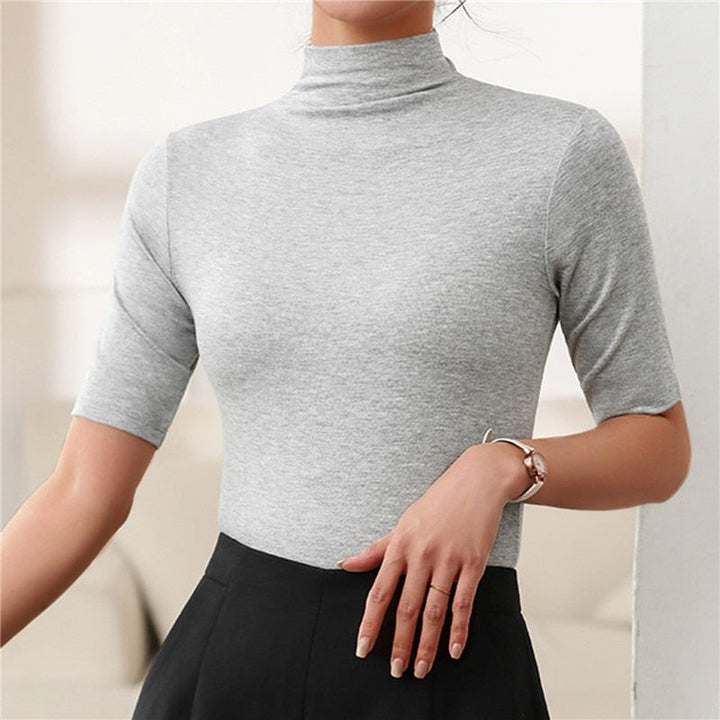 Seamless & Soft Women's Turtleneck Top with Form-Fitting Cut – Arina Fall Collection