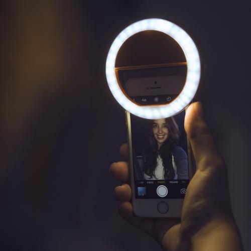 Portable Selfie Ring Light - GlowSnap-White-Nora Luxe