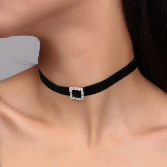 Royal Round Velvet Choker Necklace-Butterfly-Nora Luxe