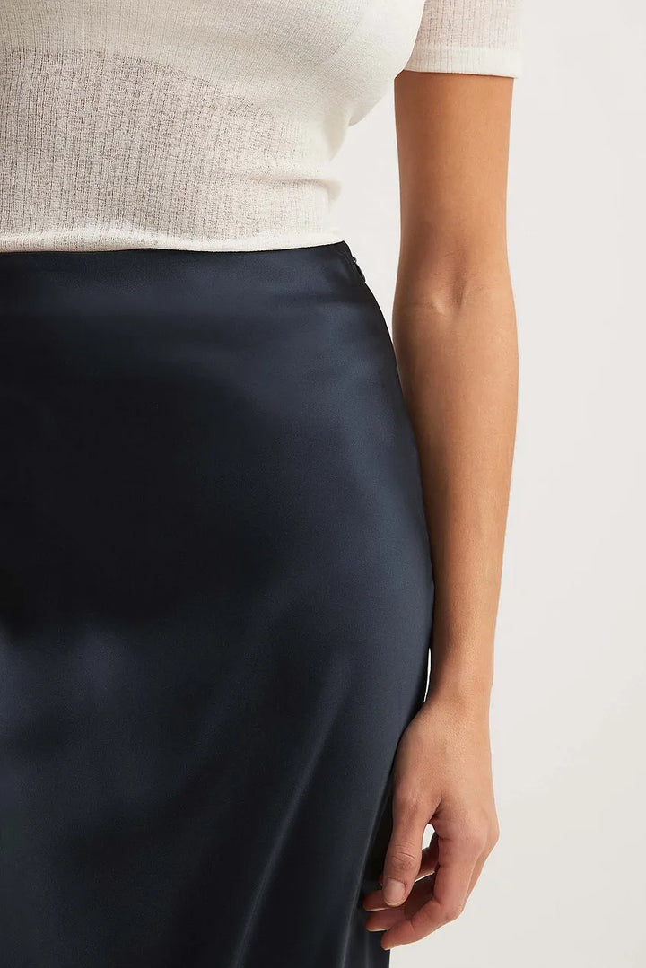 Satinette ladies' skirt with high waist – Elena-S-Black-Nora Luxe