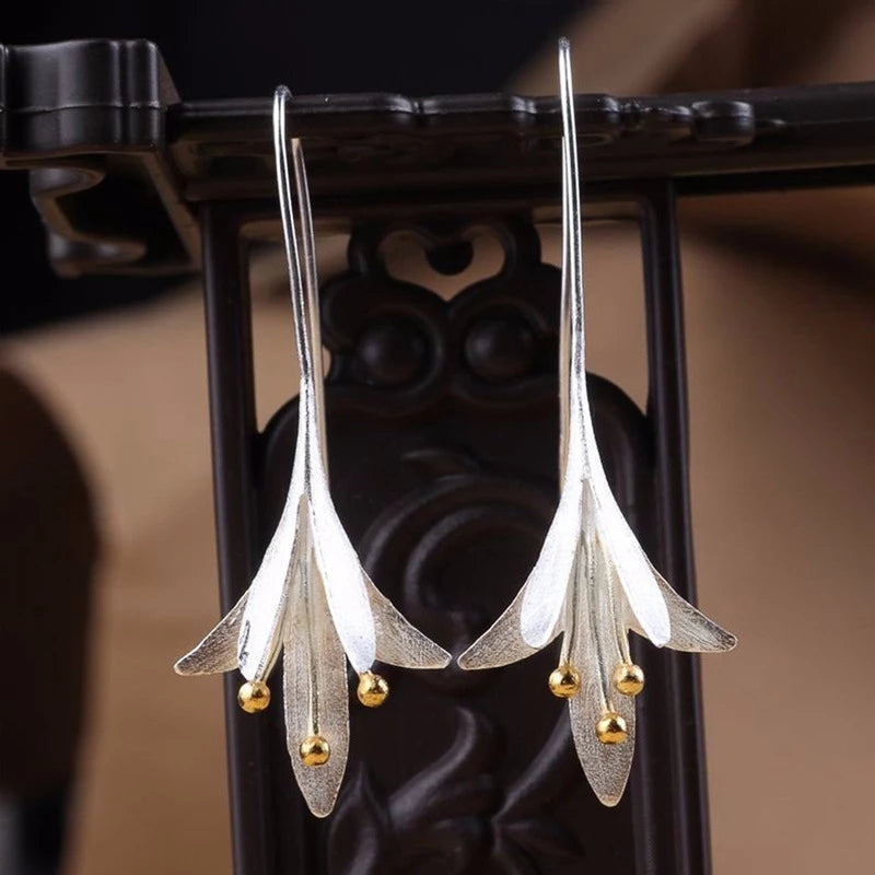 Silver Flower Earrings - Arlena-Nora Luxe