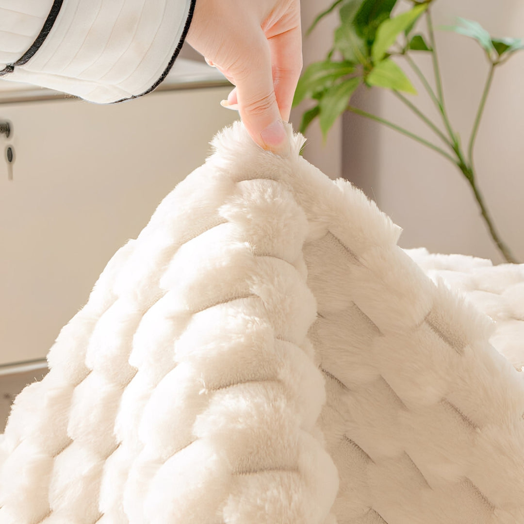 Plush non-slip couch cover for dogs and pets, detail of the fabric texture and underside