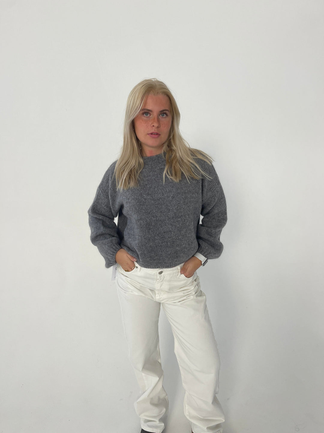 Soft Women's Sweater with Loose Fit - Aurena-Gray-XS/S-Nora Luxe