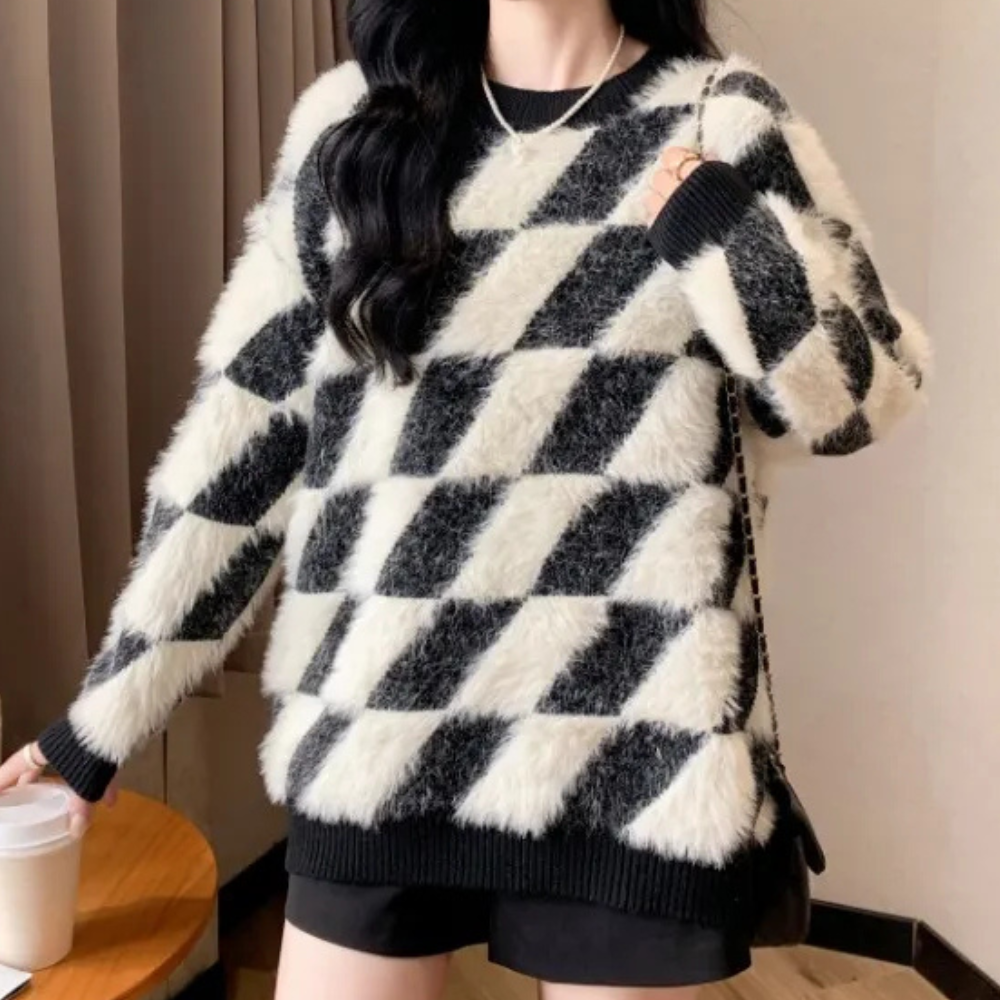 Stylish Black-White Women's Sweater - Odette-Nora Luxe