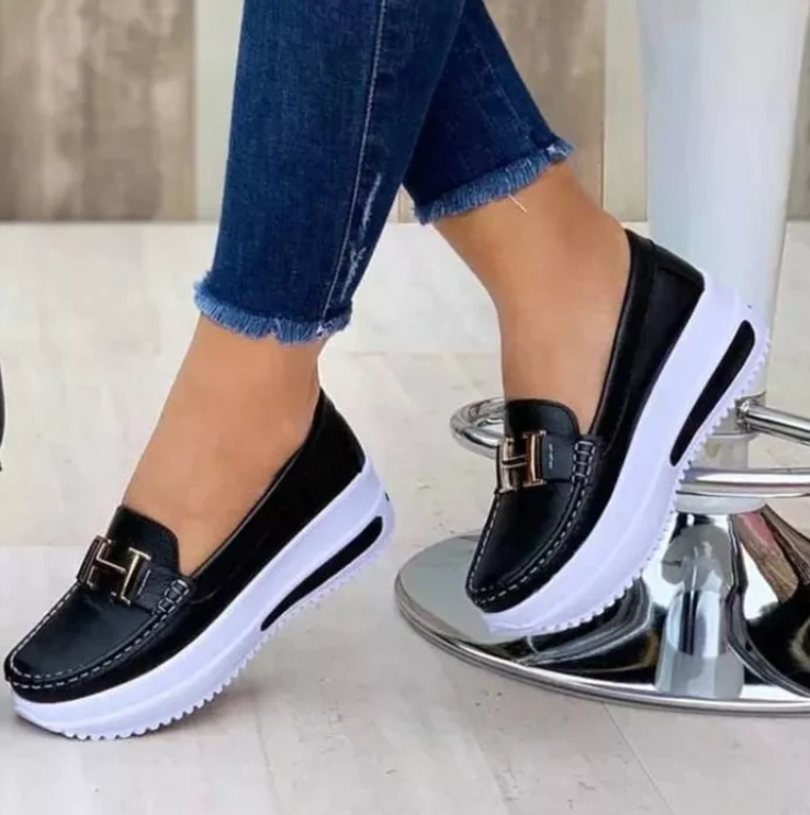 Stylish orthopedic women's shoes for pain-free walking – Selina-Black-3.0-Nora Luxe