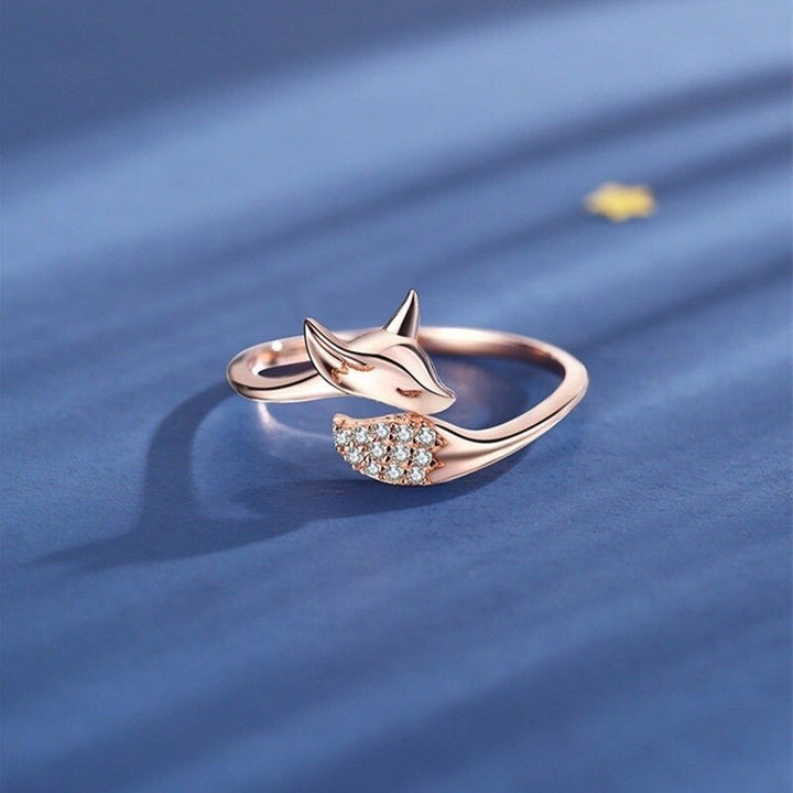Stylish Silver Fox Ring - Renara-Rose gold-5-Nora Luxe