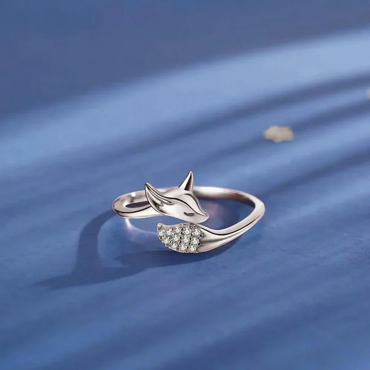 Stylish Silver Fox Ring - Renara-Silver-5-Nora Luxe