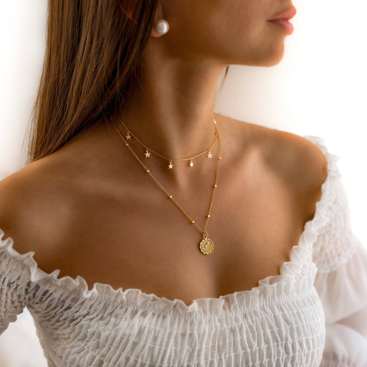 Stylish Star Necklace - Elara-Gold-Nora Luxe