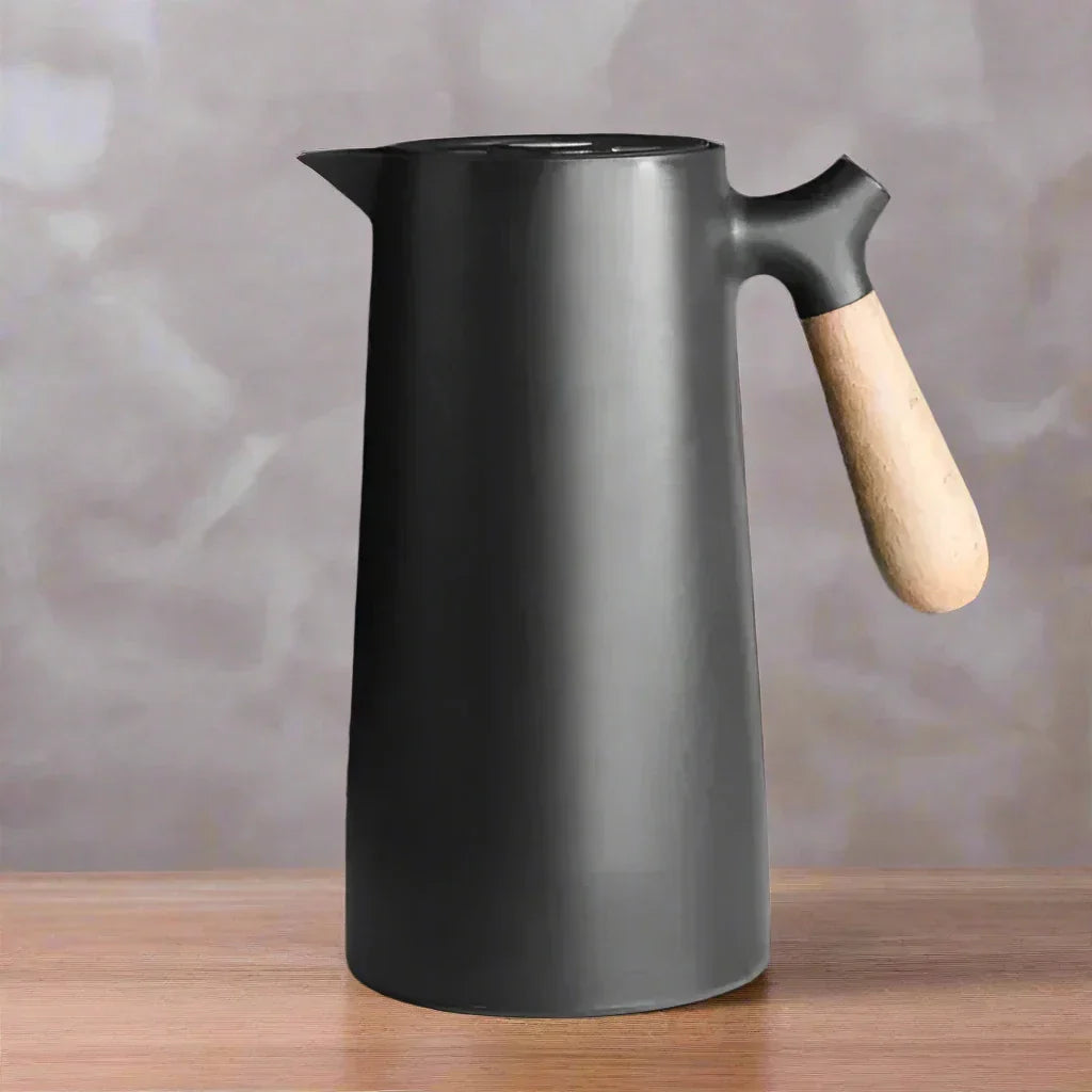 Stylish Thermos Flask with Long Heat and Cold Retention - NordicTherm-Black-Nora Luxe