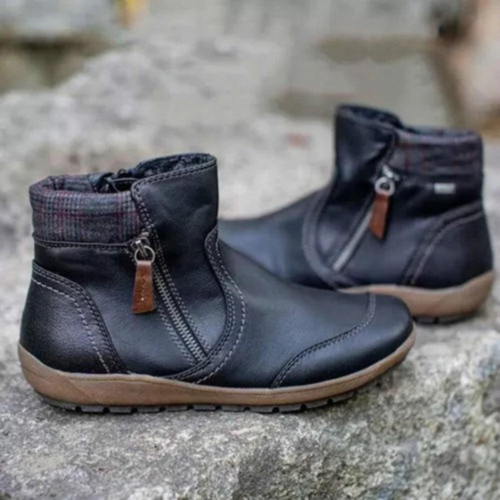 Stylish Waterproof Women's Boots - Isabeau-Black-5-Nora Luxe