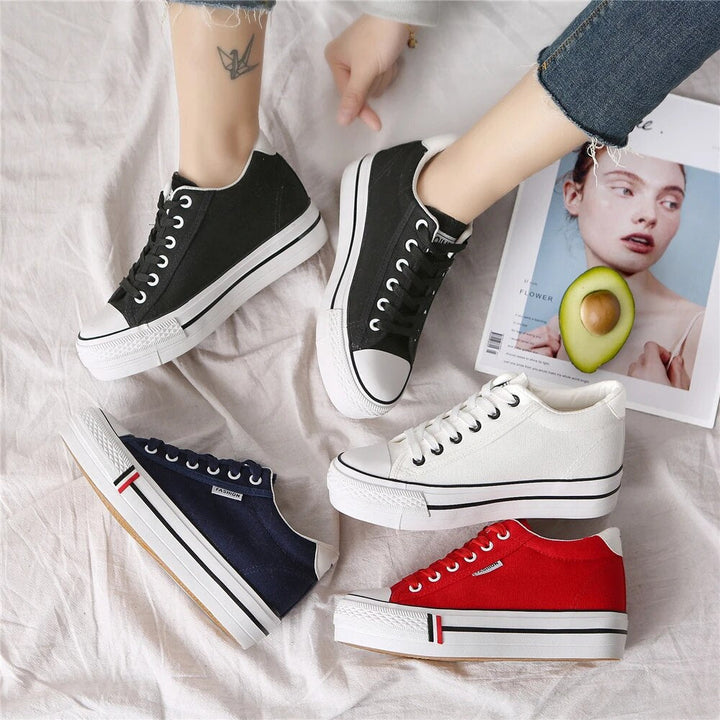 Stylish women's canvas sneakers with platform sole – Leonie-Dark blue-3-Nora Luxe