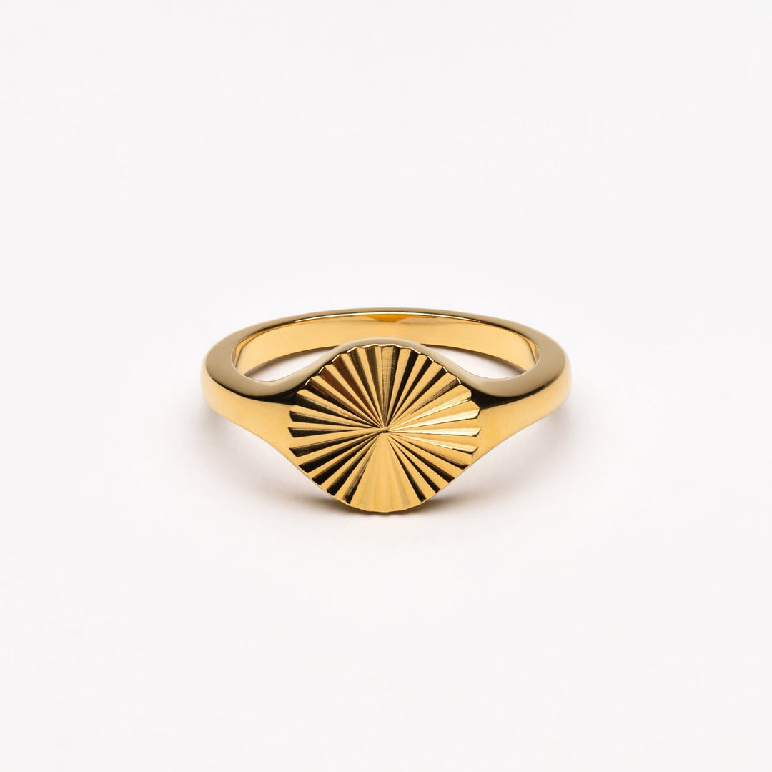 Sun Signet Ring - Solara-5-Gold-Nora Luxe
